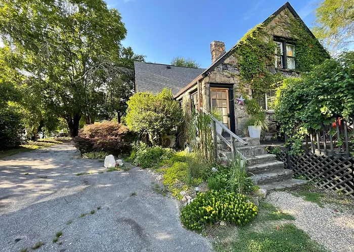 Asheville Urban Farmhouse Entire Home 4 Mi To Dt