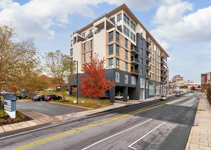 All Vacation Rentals Downtown Asheville Condo
